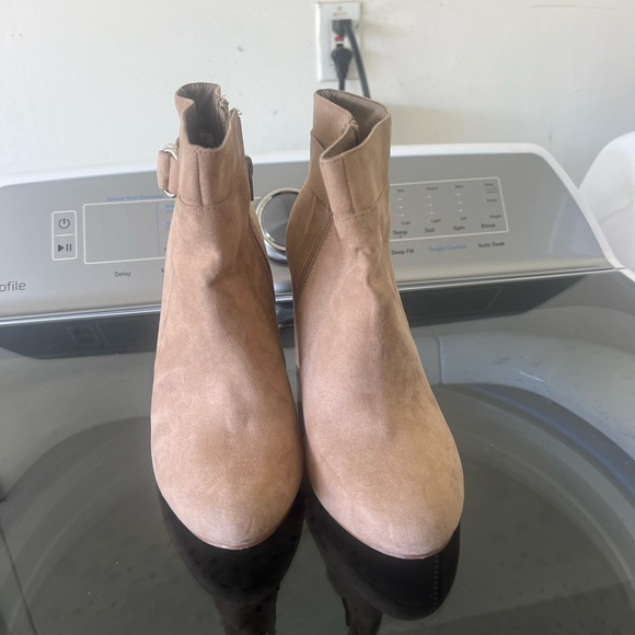 JustFab brown booties - Picture 2 of 3